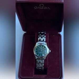 Ladies OMEGA SEAMASTER SWISS MADE watch💗💗💗